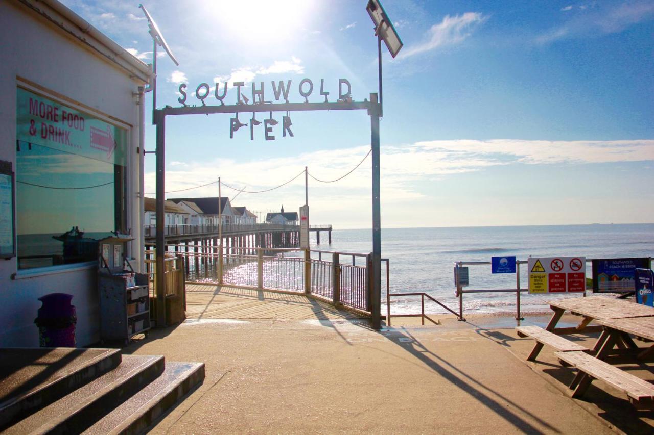 Вилла Seaside Luxury House On The Suffolk Coast Саксмундхэм Экстерьер фото